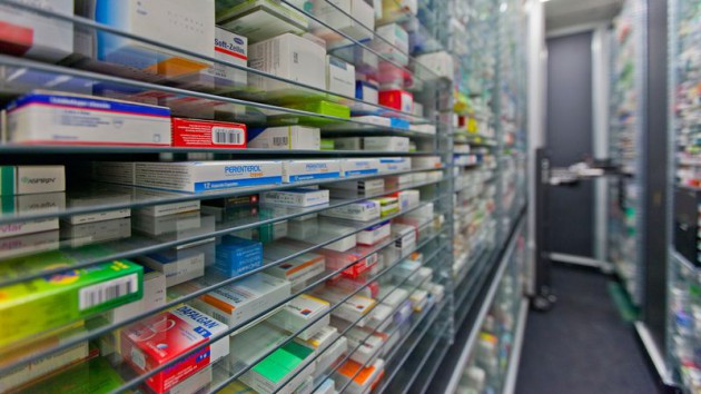 Passe d’armes autour du prix des médicaments ⎥politico ⎥ Campus Biotech