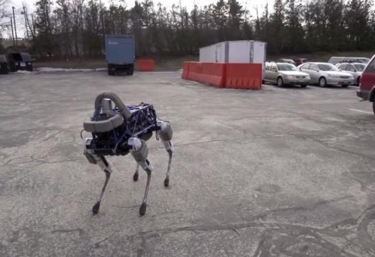 Google dévoile son premier robot chien…