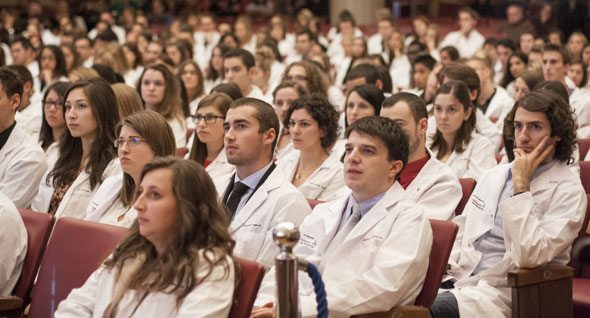 La pharma «sponsorise» les voyages des étudiants