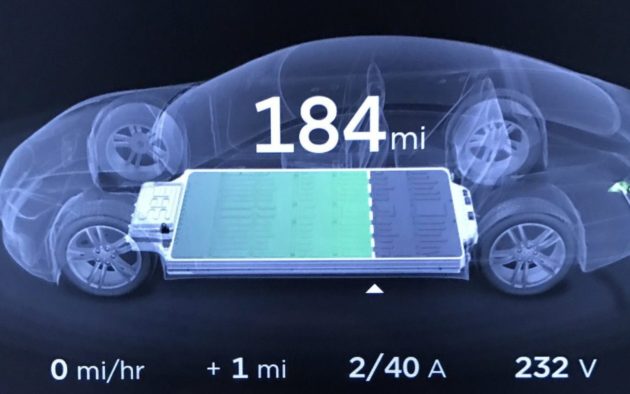 Le Valais drague Tesla