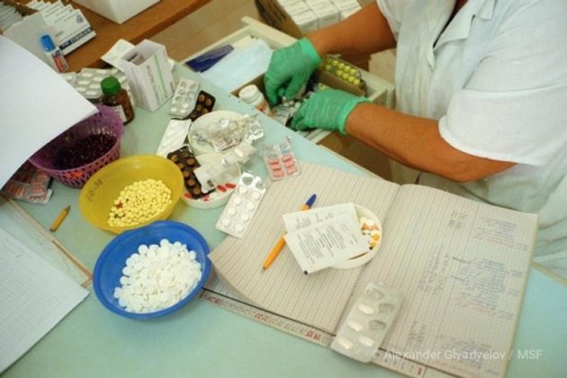 Des médecins réclament la baisse du prix des antituberculeux