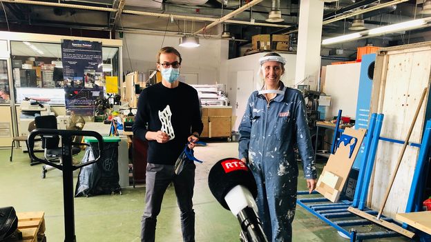 [UniverCité] Sur les pas de Made@UC …Karine Vasarino prend le pouls de l’atelier en pleine production de masques anti-COVID19