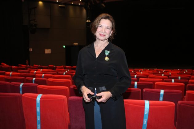Cynthia Odier : officier des arts et des lettres