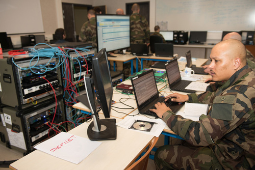 La Suisse aura son bataillon cyber