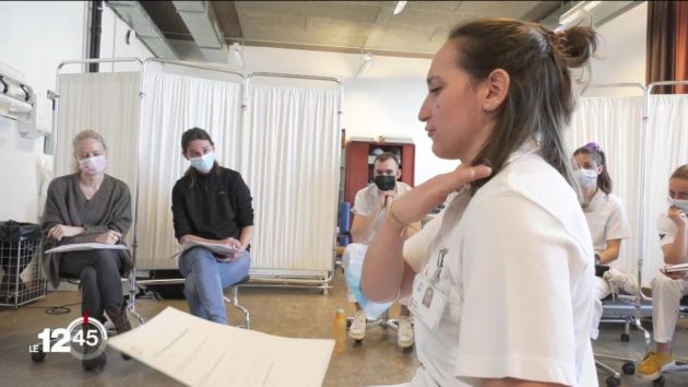 De faux patients aident à mieux former le personnel de santé