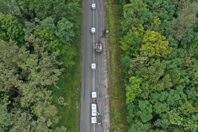 Medusoil protège aussi les routes des chaleurs extrêmes avec son biociment