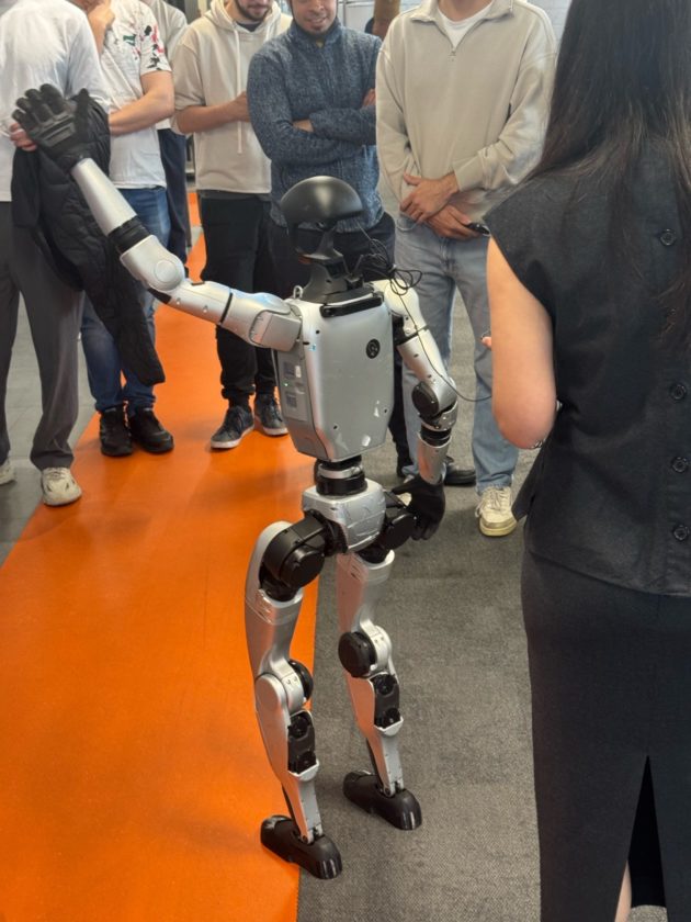 Les robots humanoïdes d’Unitree en démonstration à UniverCité / StationR : un avant-goût du futur
