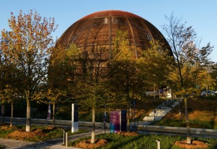 Des particules exotiques à quatre quarks enfin caractérisées : une avancée clé du CERN pour comprendre la matière fondamentale