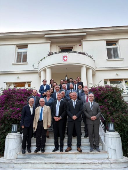 Editorial : Construire des ponts
