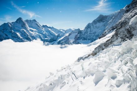 Une fibre optique pour révéler les crevasses cachées dans la glace